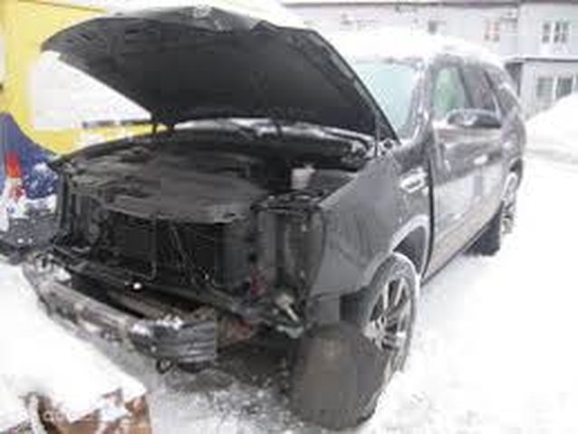 Срочный выкуп Выкуп битого авто Cadillac Escalade 2009 в компании Центр Выкуп
